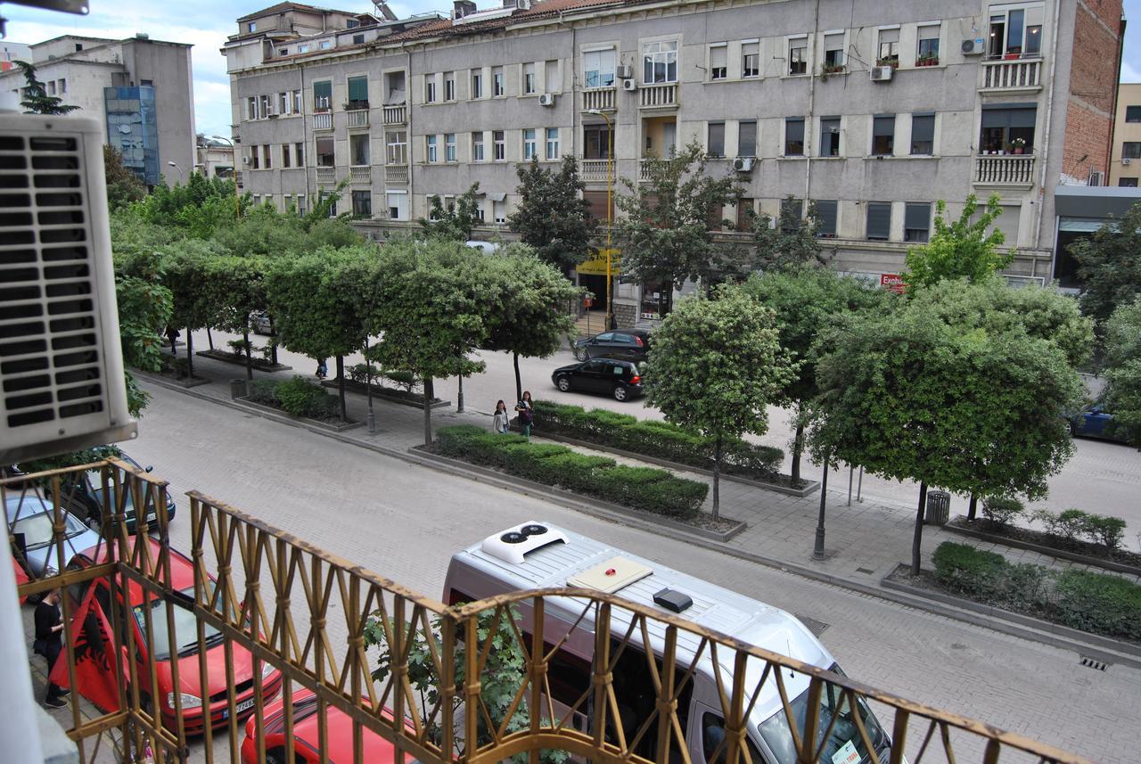 Hotel Republika Tirana Exterior photo